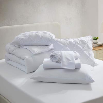 Bed in a Bag Pinch Pleat